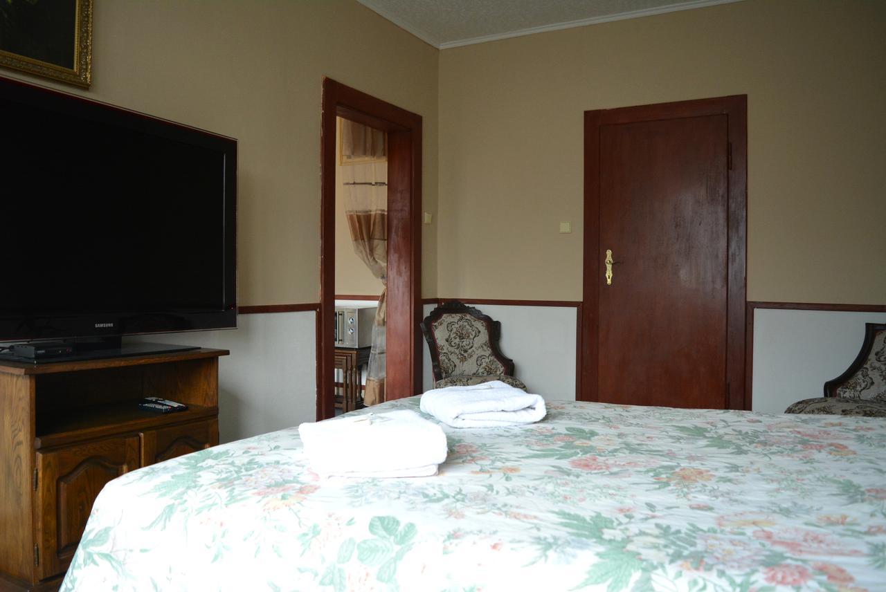 Hotel Posta Дечин Экстерьер фото